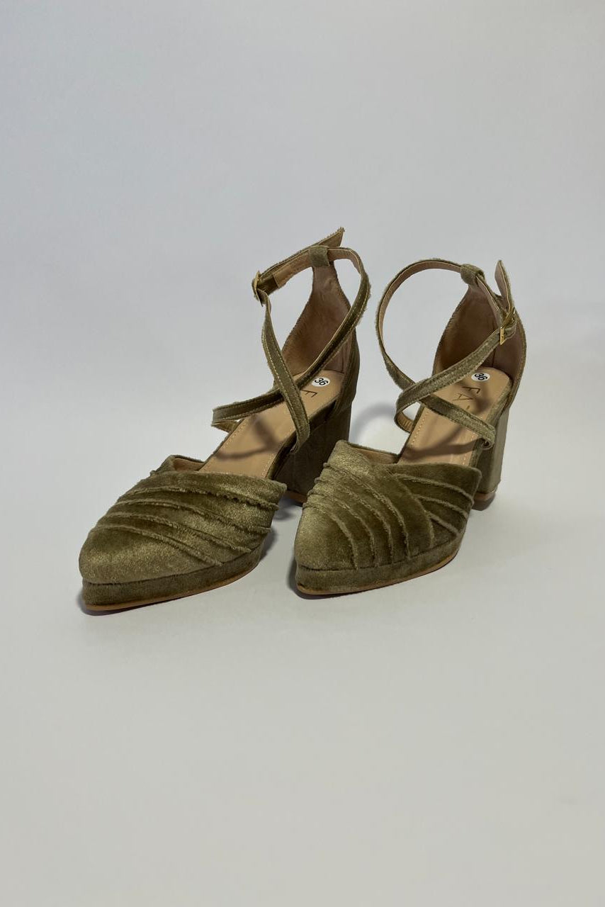ANGELA PLATAFORMA 2.0 BEIGE DORADO
