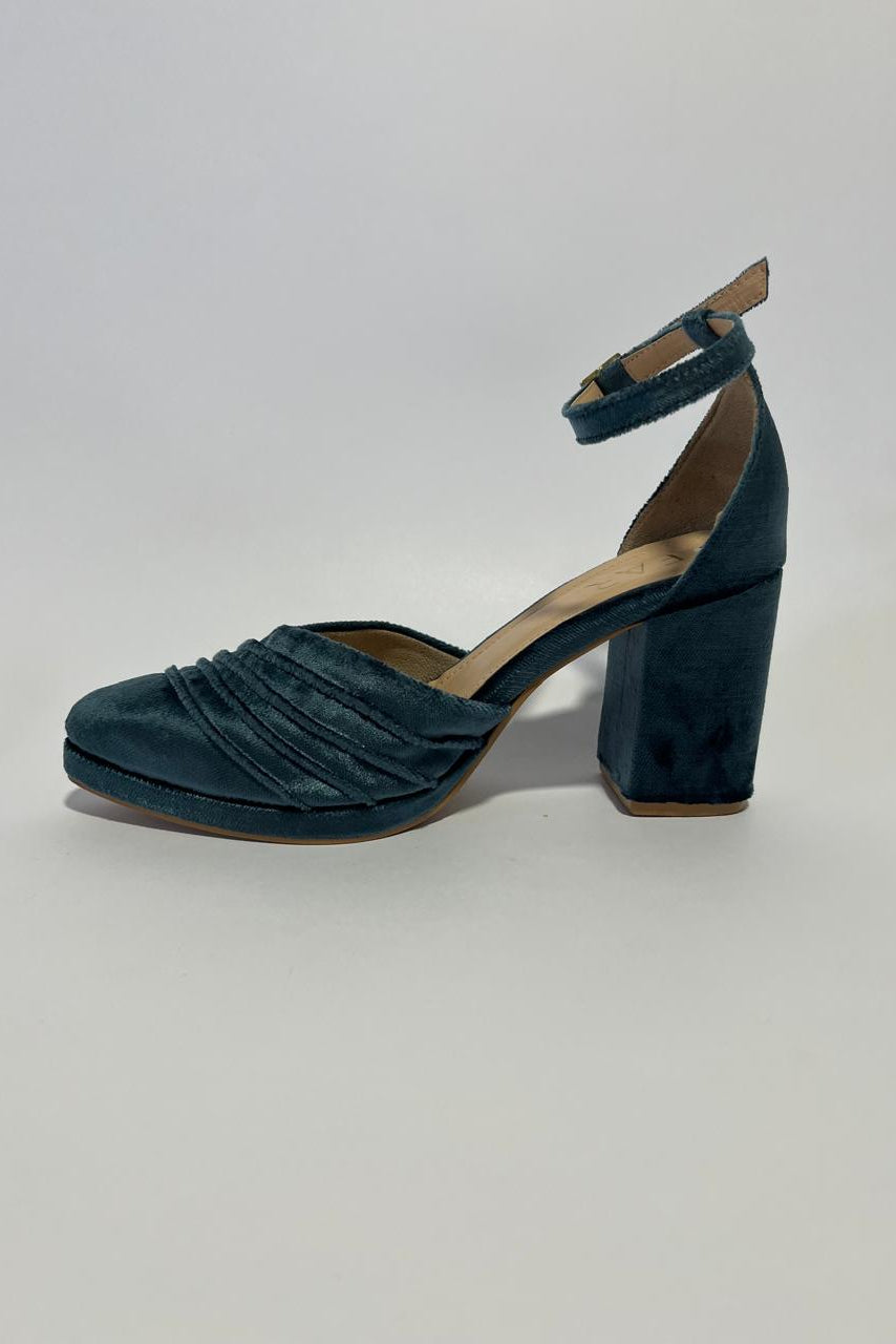 ANGELA PLATAFORMA AZUL ÍNDIGO